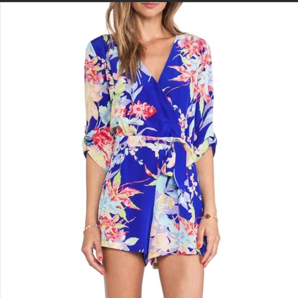 Yumi Kim Romper with 3/4 sleeves and pockets - Picture 2 of 5